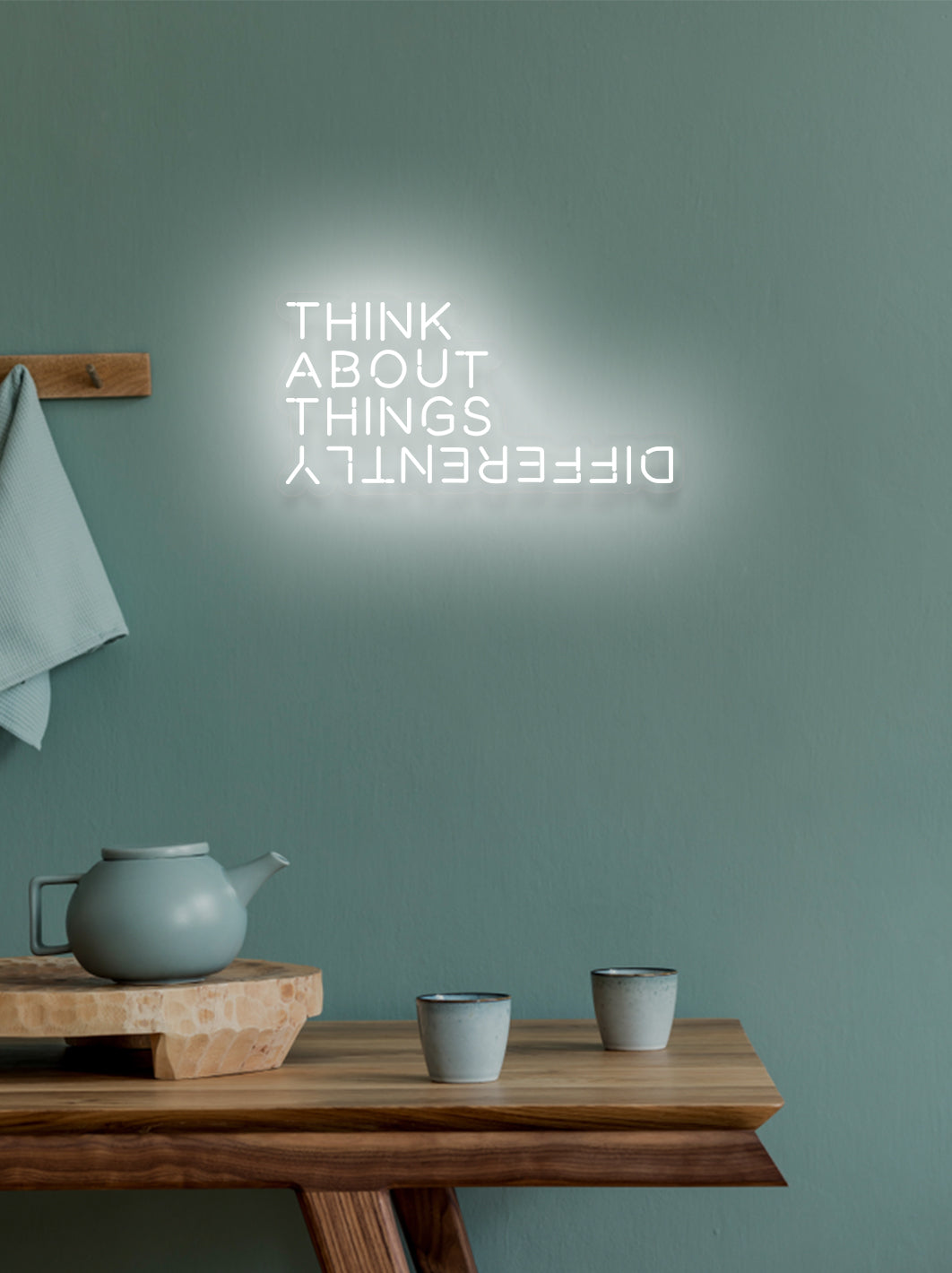 Think about things... - LED Neon skilt