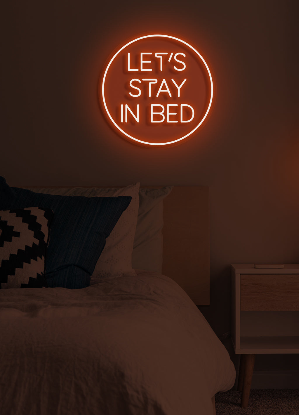 Lass uns im Bett bleiben - LED Neonschild